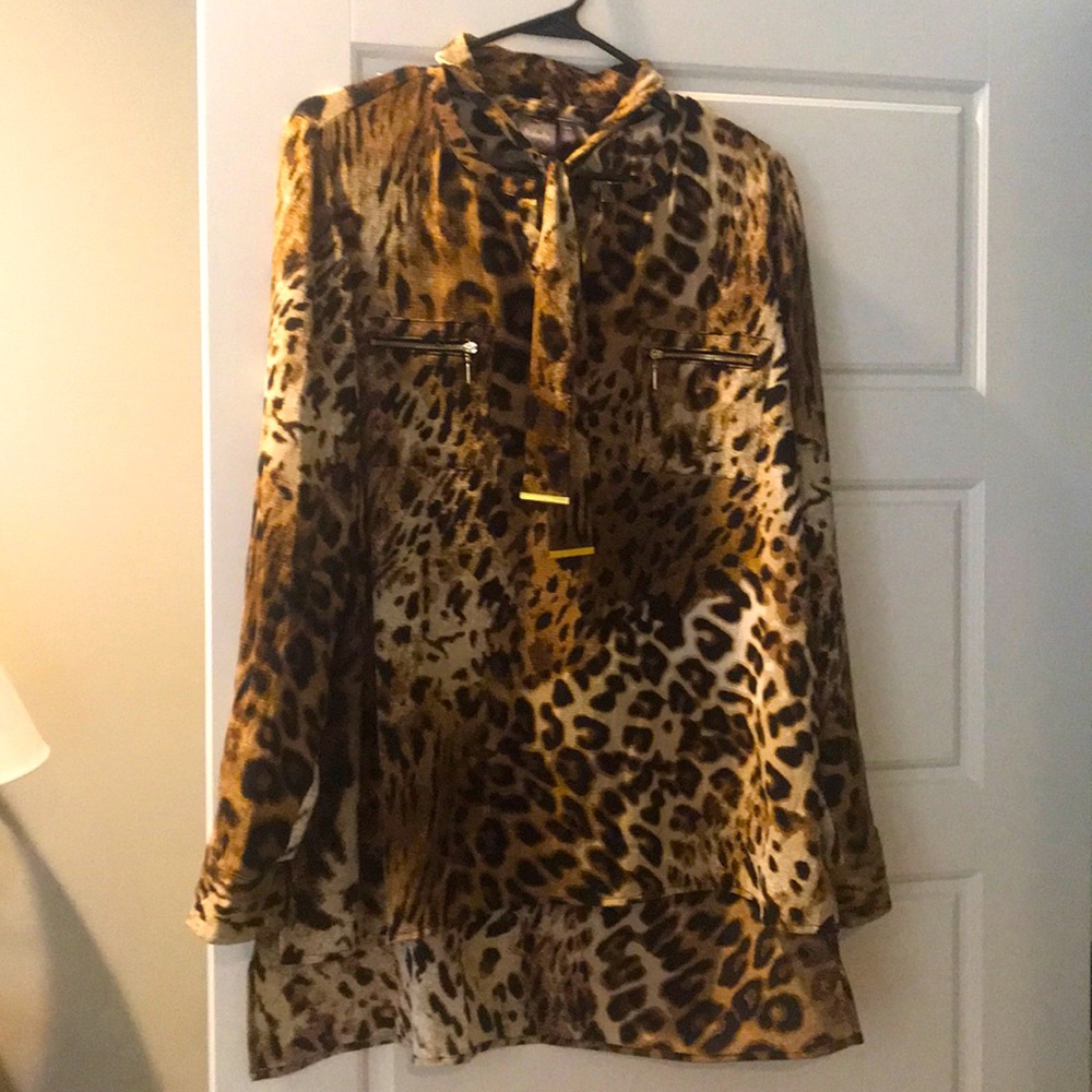 Animal print Rafaella blouse 🍭